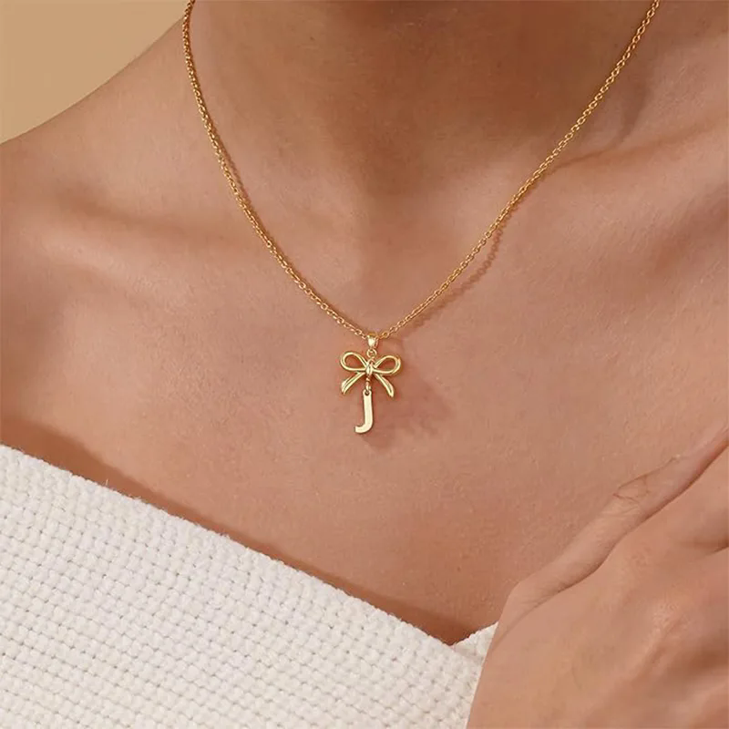 Hogyan válasszuk ki a tökéletes tini lány nyakláncot?